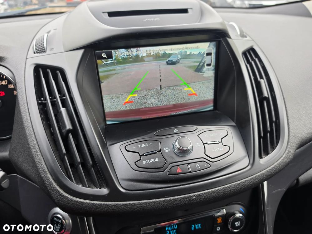 Ford Kuga 2.0 TDCi 4x2 Titanium - 12