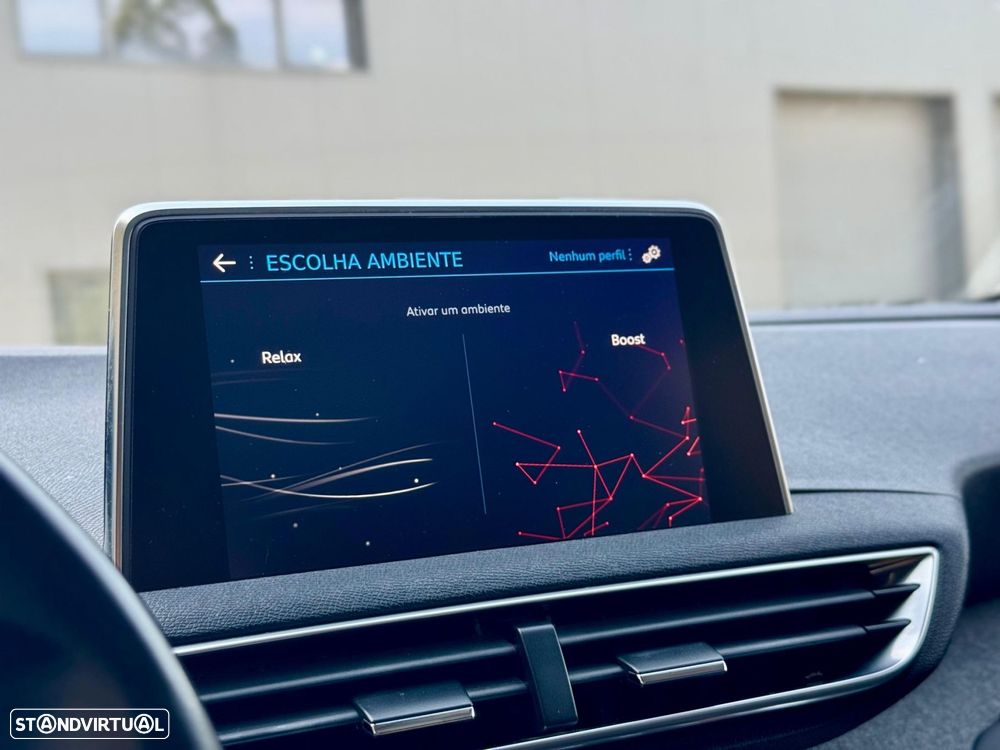 Peugeot 3008 1.6 BlueHDi GT Line Grip Control EAT6 - 31