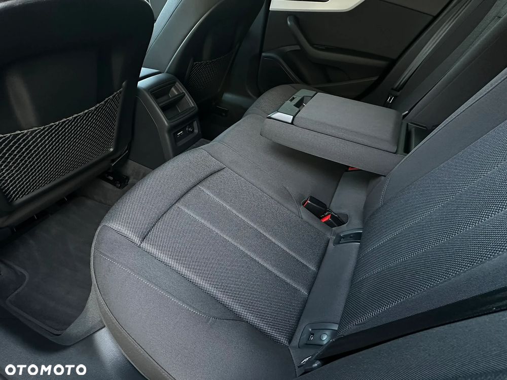 Audi A4 Avant 40 TDI mHEV Quattro S tronic - 22
