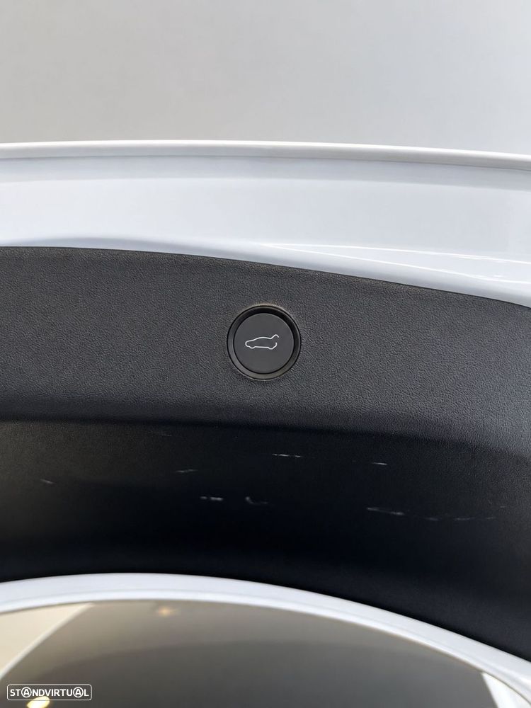 Tesla Model 3 - 13