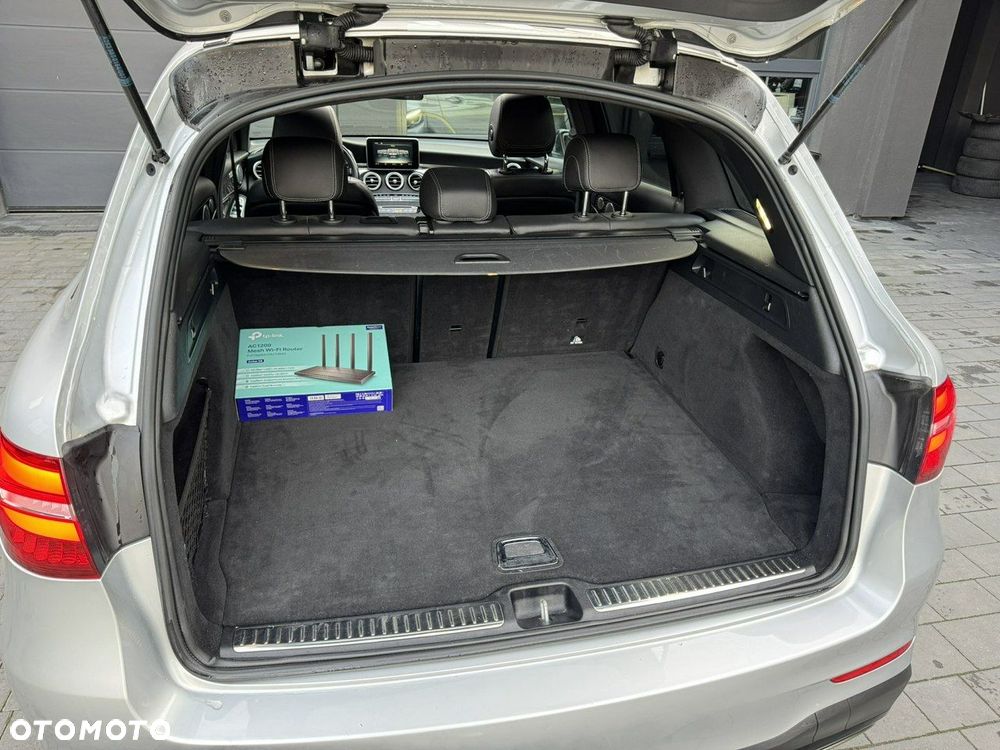 Mercedes-Benz GLC - 16