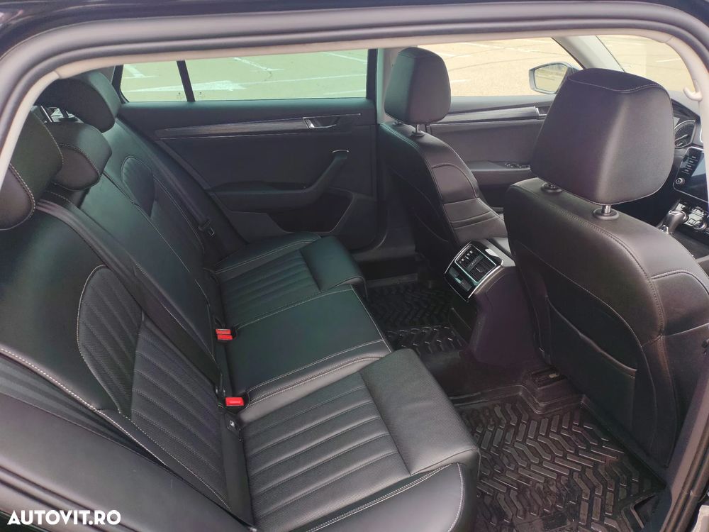 Skoda Superb Combi 2.0 TDI DSG Style - 10