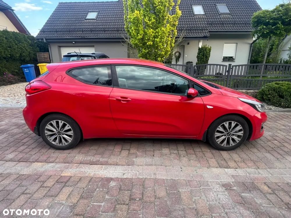 Kia Ceed 1.4 L - 4