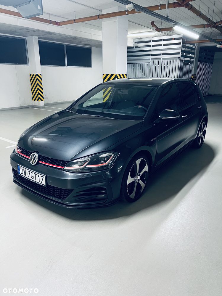 Volkswagen Golf VIII 2.0 TSI GTI DSG - 1