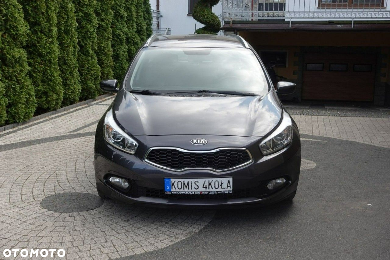 Kia Ceed - 9