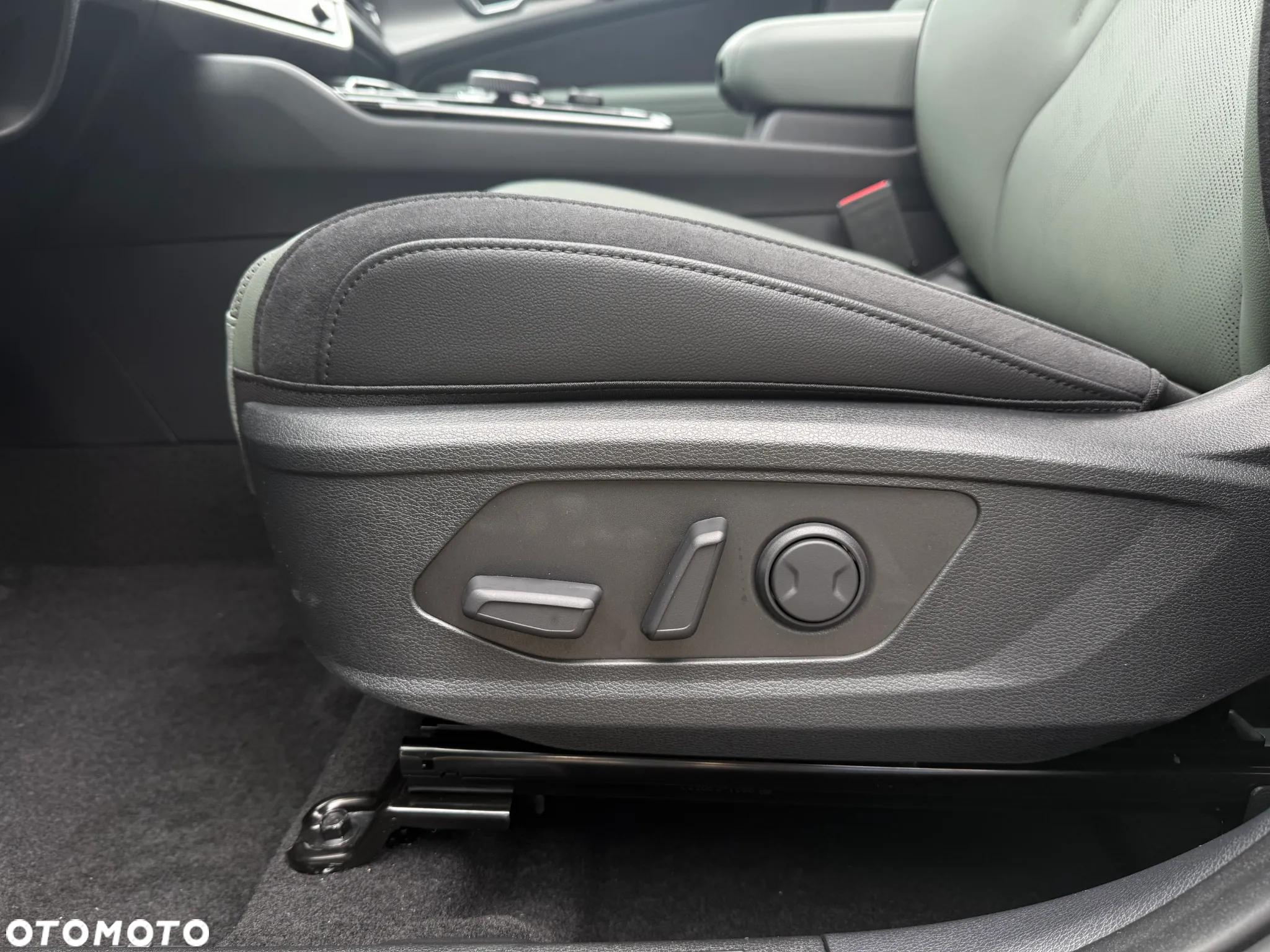 Kia Sportage 1.6 T-GDI HEV Anniversary 2WD - 12