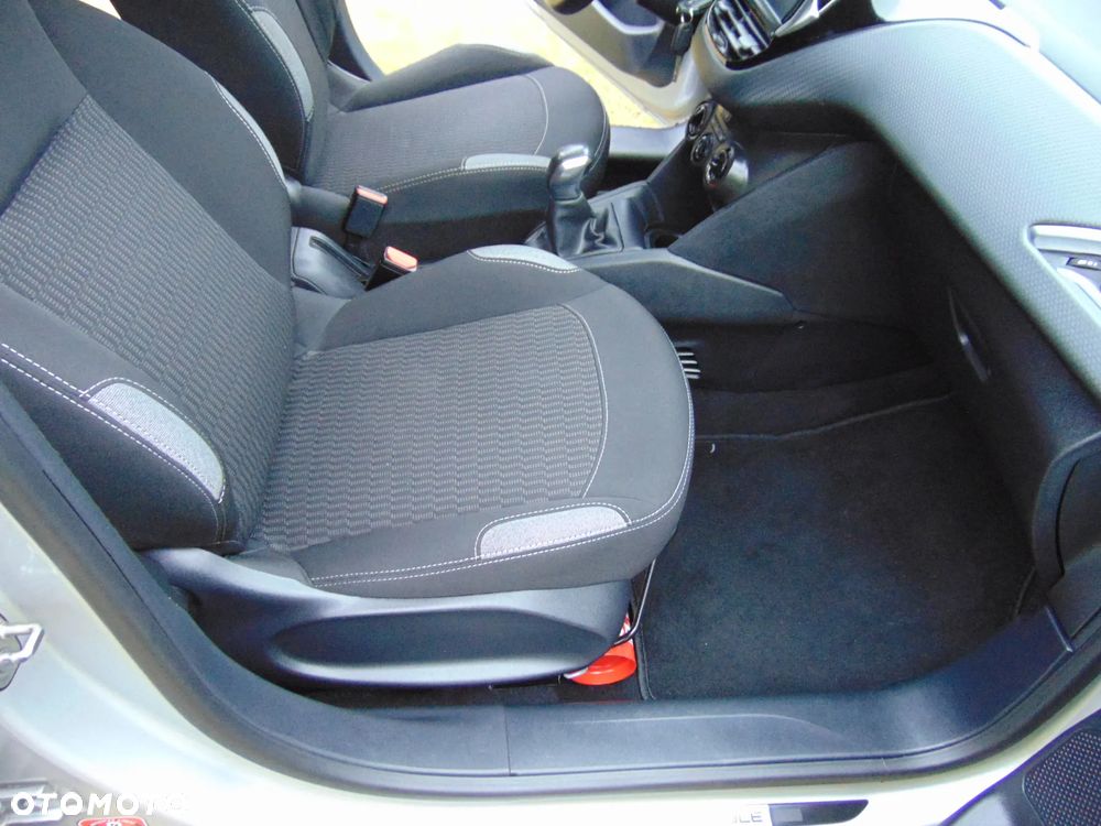 Peugeot 208 82 PureTech Style - 25