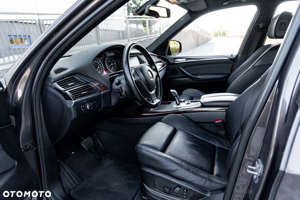 BMW X5 xDrive50i M Sport Edition - 15