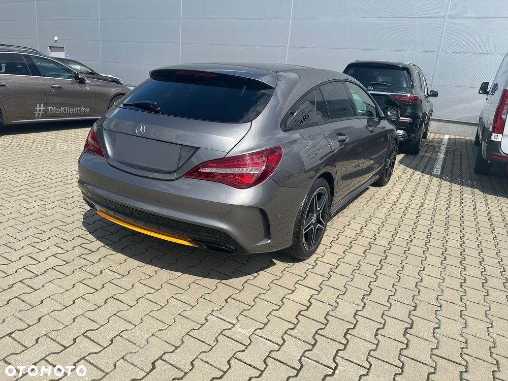 Mercedes-Benz CLA 180 d 7G-DCT AMG Line - 3