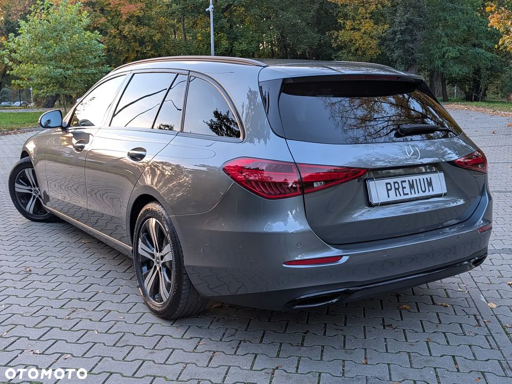 Mercedes-Benz C-Class 2022 photo 3