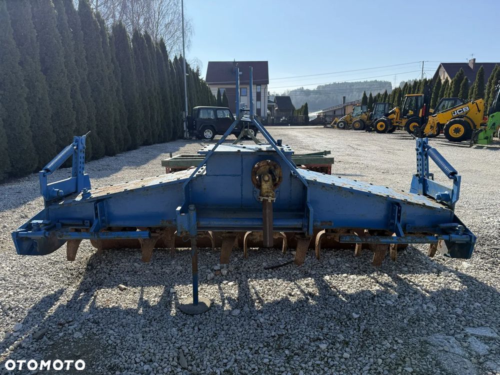 AGREGAT WIRUJĄCY AKTYWNY BRONA WIRUJĄCA WIROWA AKTYWNA RABE RABEWERK NOŻE LELY KRONE RAU AMAZONE UPRAWOWY NOŻE AKTYWNY AKTYWNA - 2