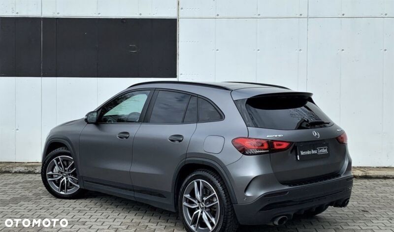 Mercedes-Benz GLA - 20