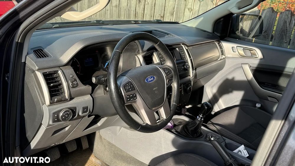 Ford Ranger Pick-Up 2.2 TDCi 4x4 Cabina Dubla XLT - 7