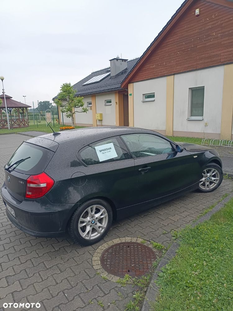 BMW Seria 1 - 1