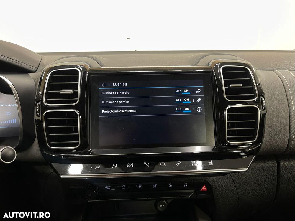 Citroën C5 Aircross 1.6 PureTech S&S EAT8 Shine - 17