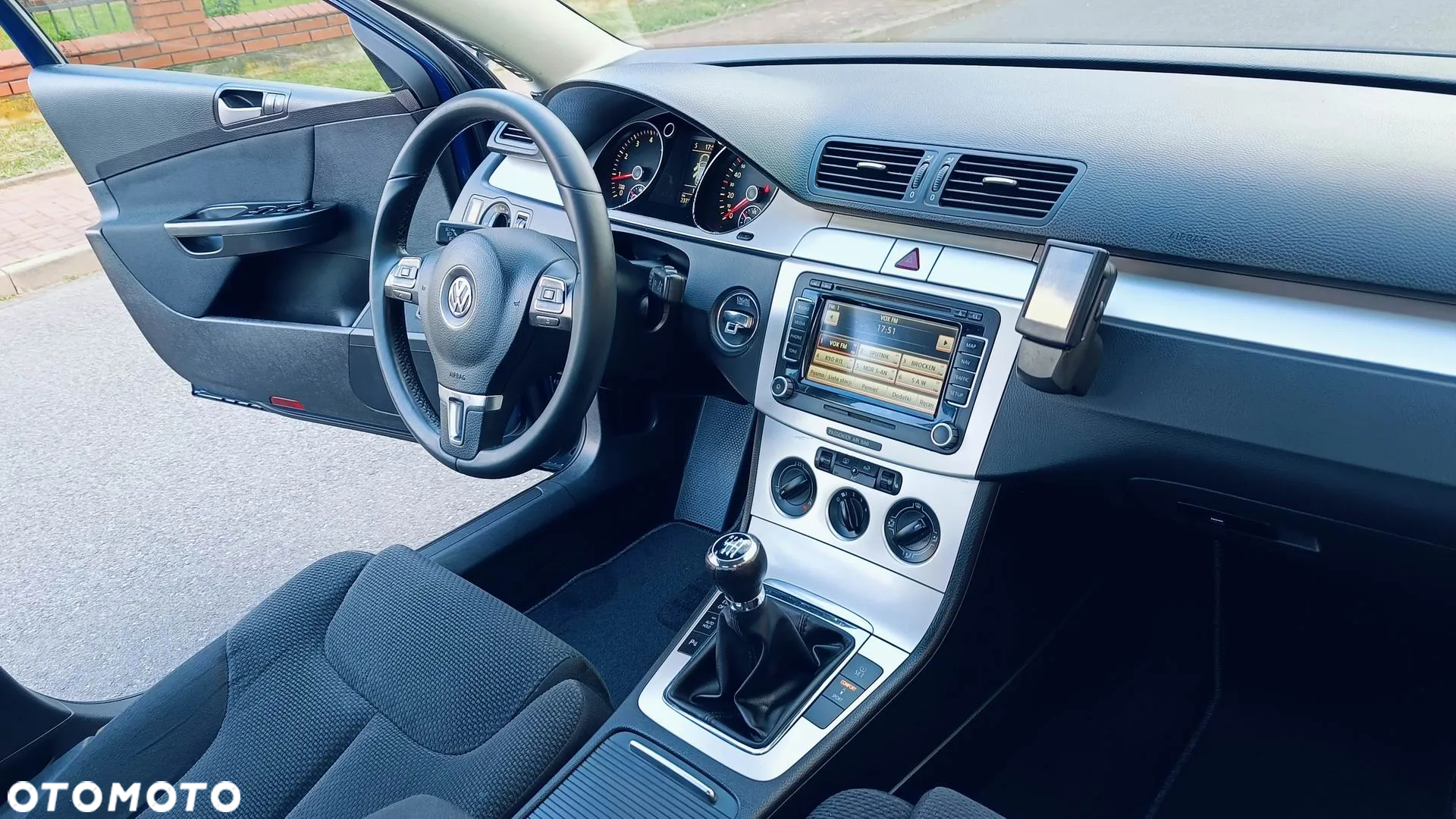 Volkswagen Passat 2.0 TSI Comfortline - 24