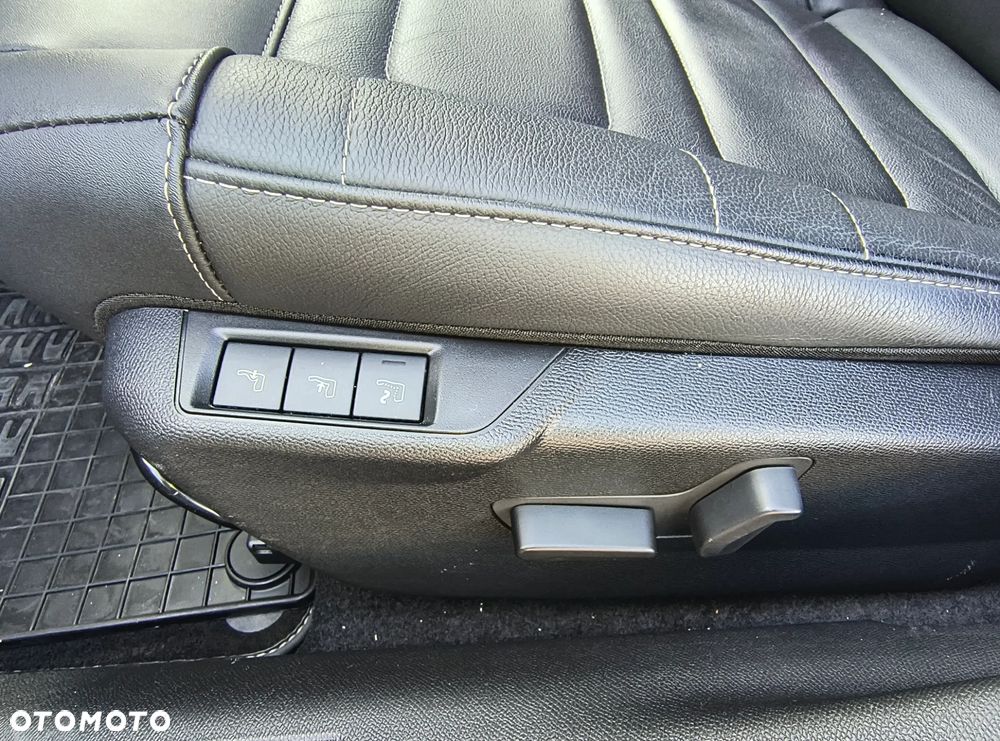 Citroën C4X 1.2 PureTech Max S&S EAT8 - 10