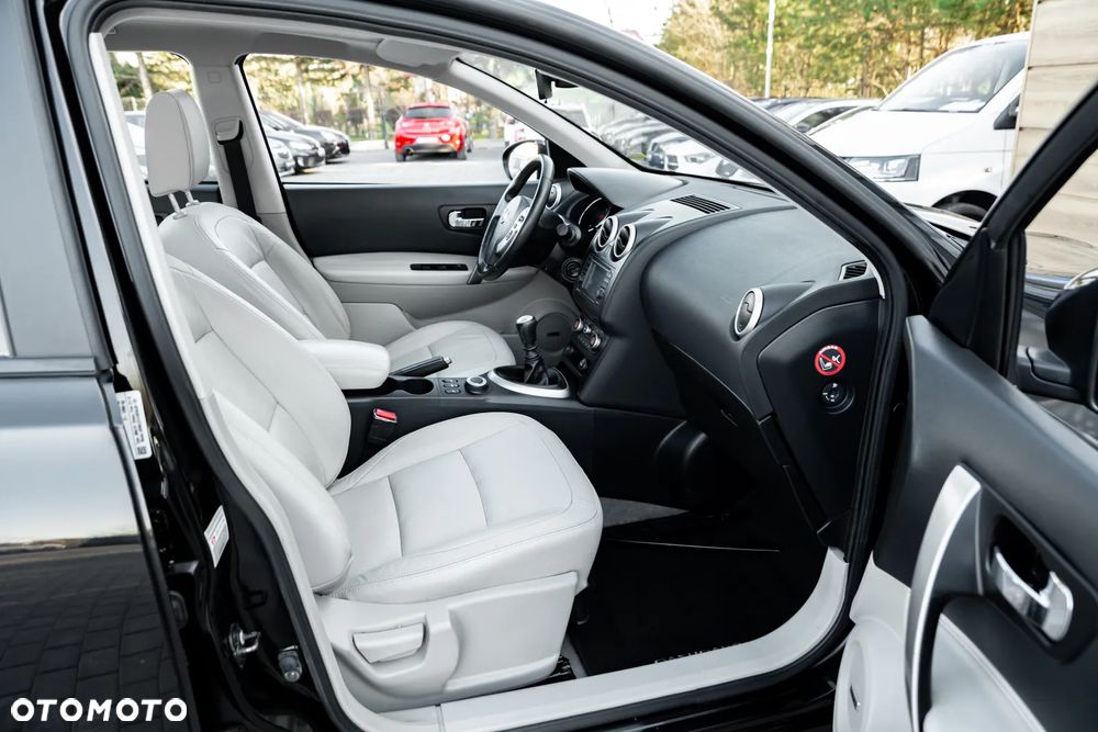 Nissan Qashqai+2 2.0 4x4 visia - 22