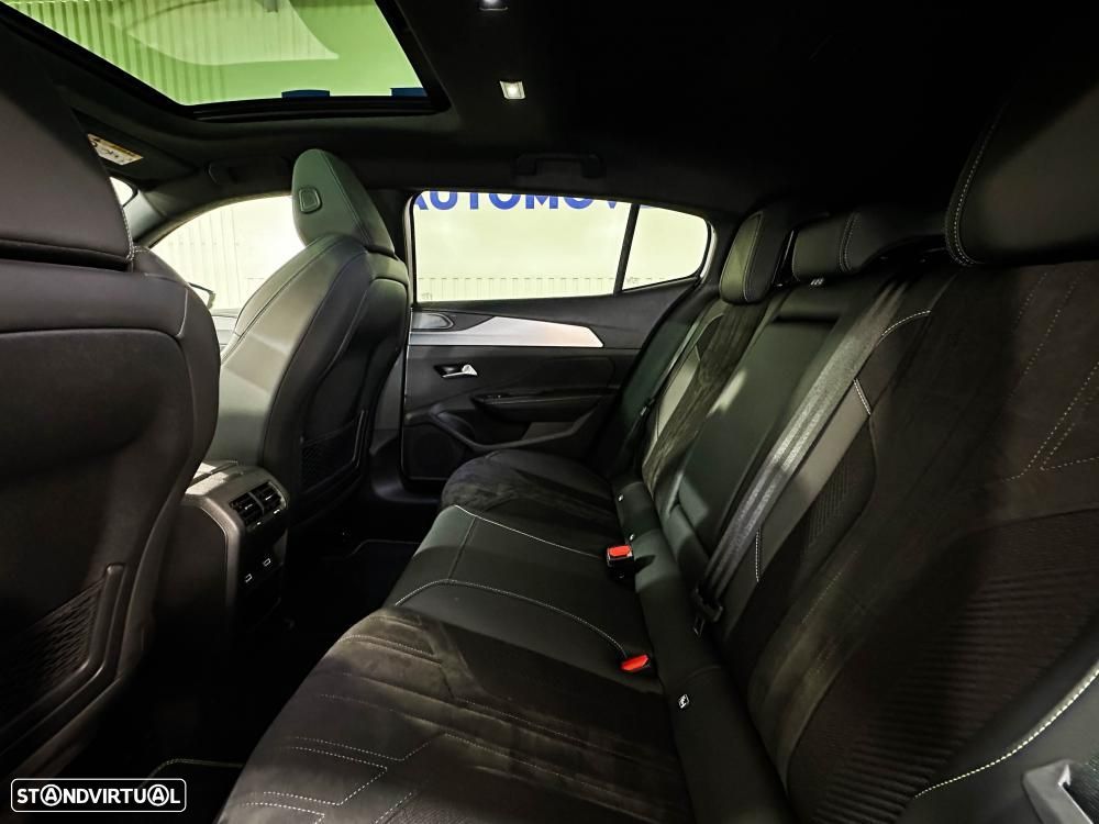 Peugeot 408 1.6 Hybrid GT e-EAT8 - 10