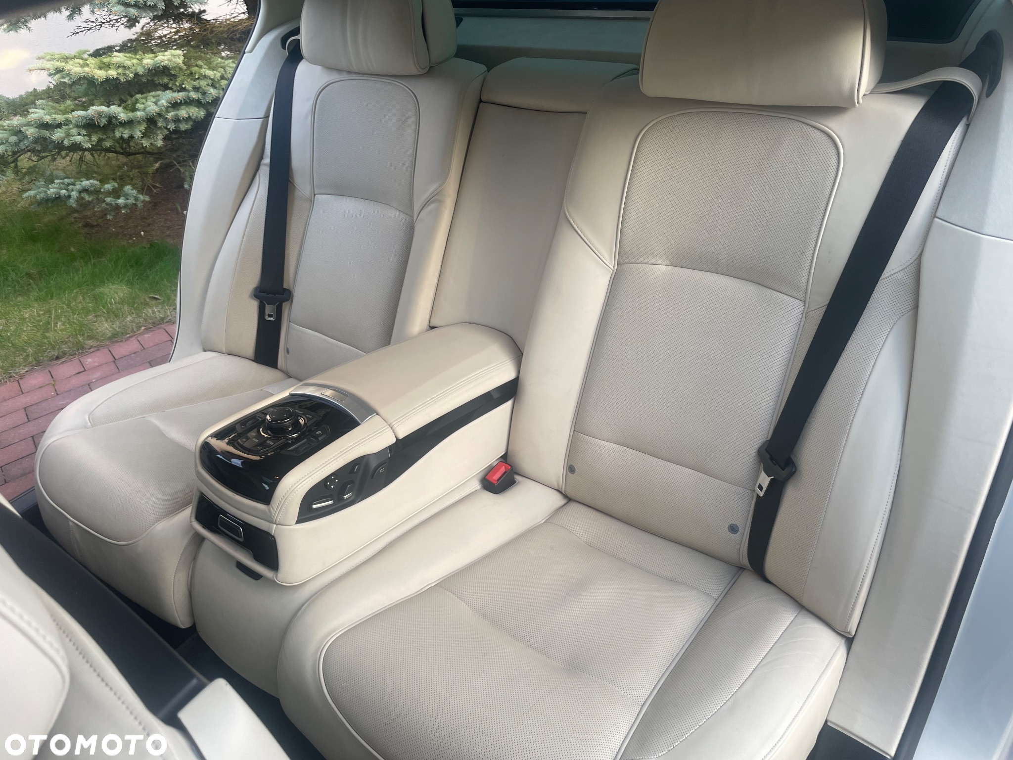 BMW Seria 7 750i L xDrive - 19