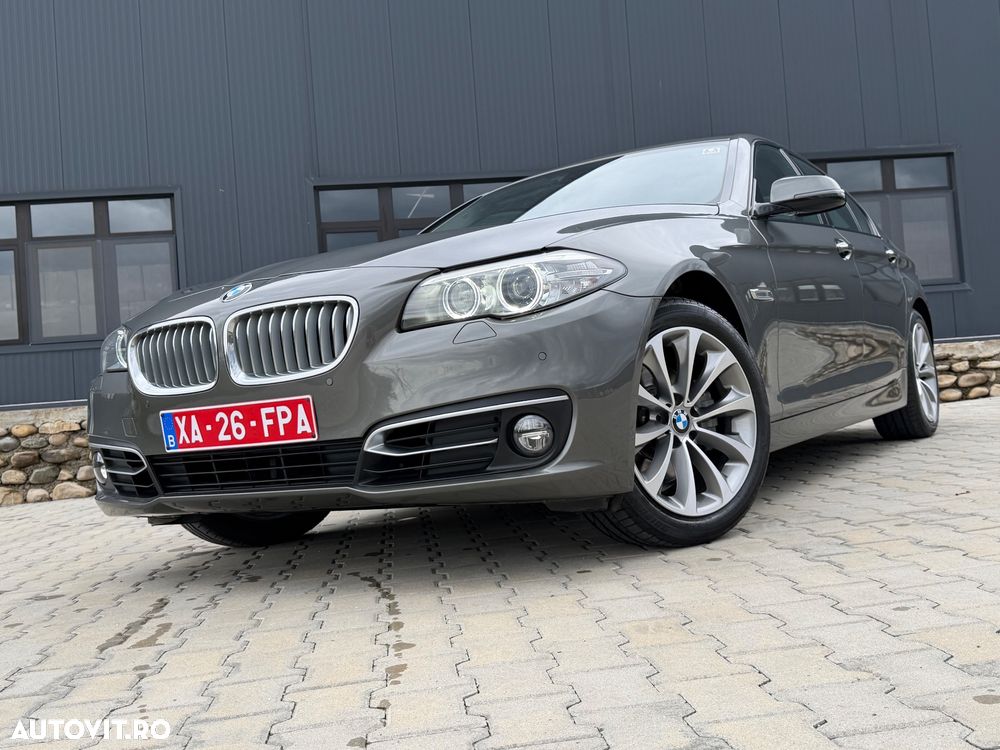 BMW Seria 5 520d xDrive Aut. Modern Line - 30