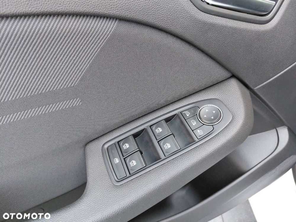 Renault Clio - 11