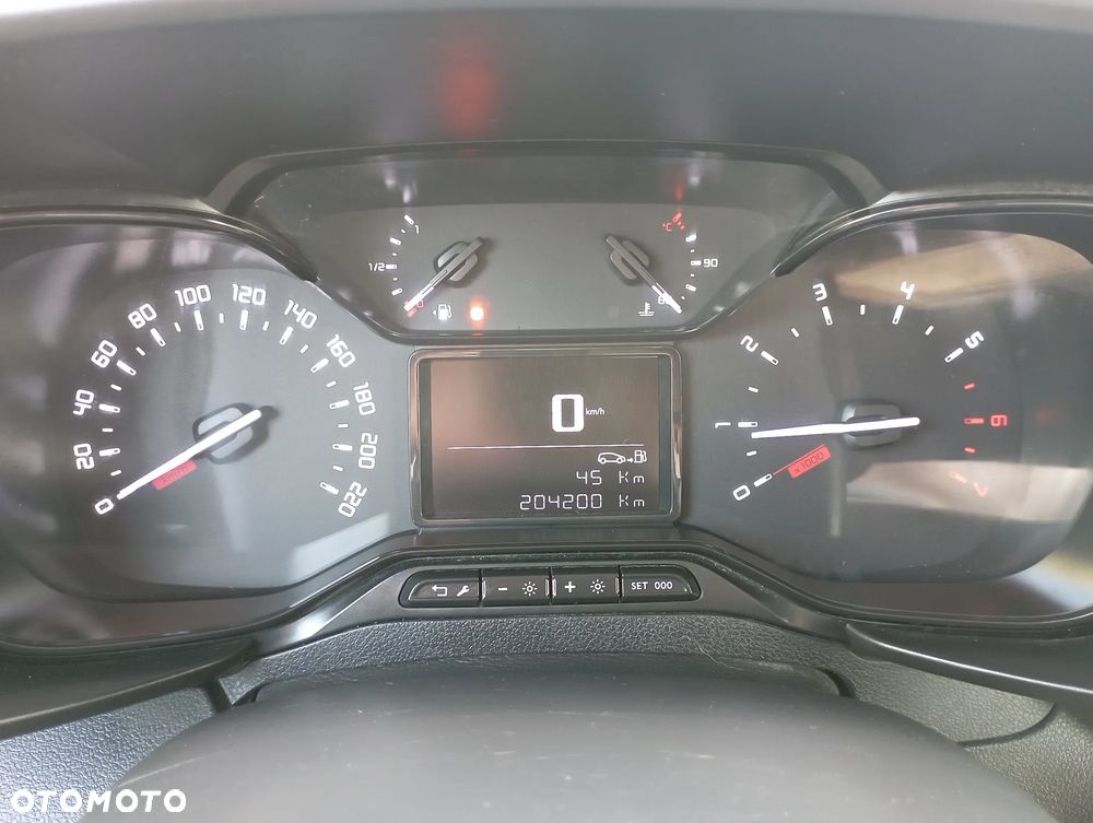Toyota Proace City - 10