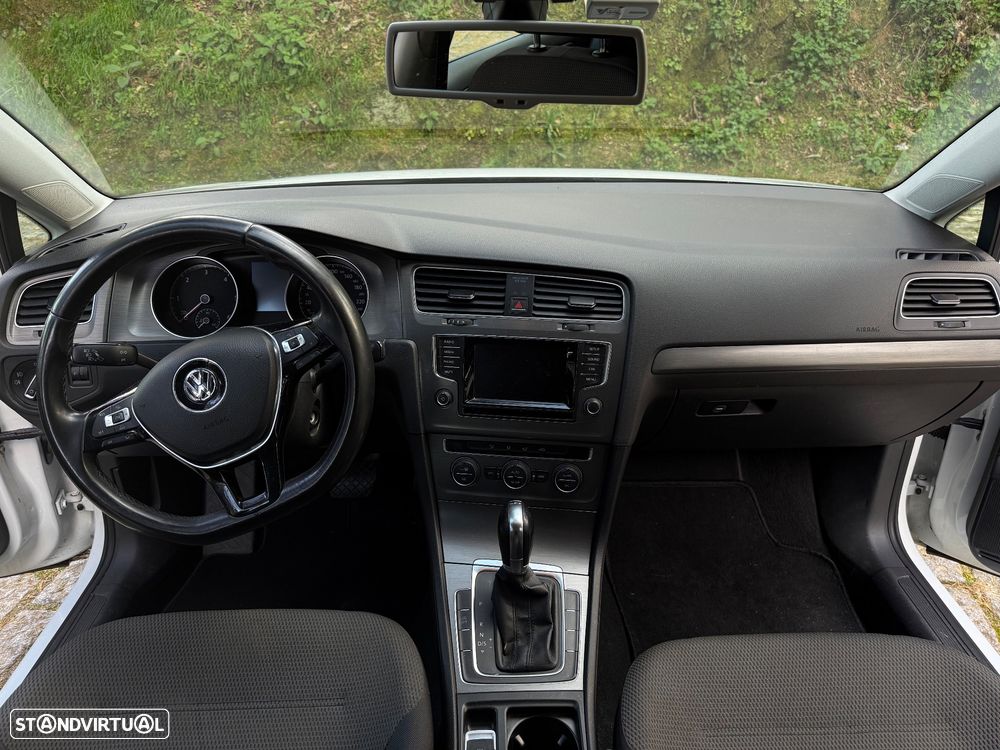 VW Golf 1.6 TDi Edition DSG - 14