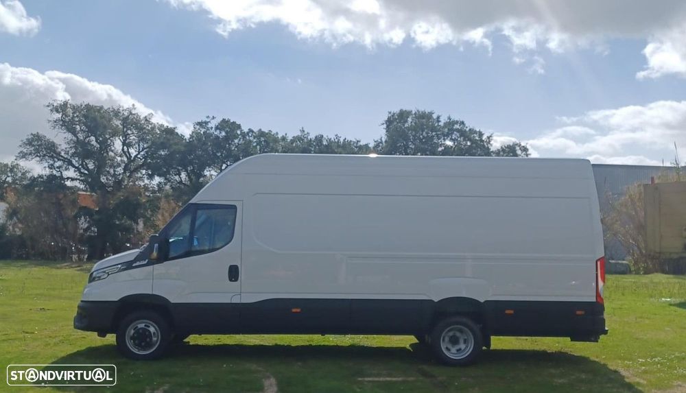 Iveco Daily 3.0 35C21HV A8 4100 18m3 - 3