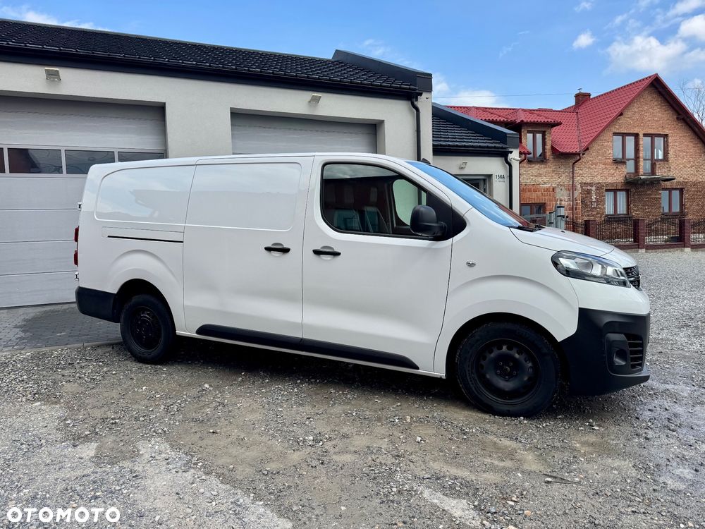 Opel Vivaro - 8