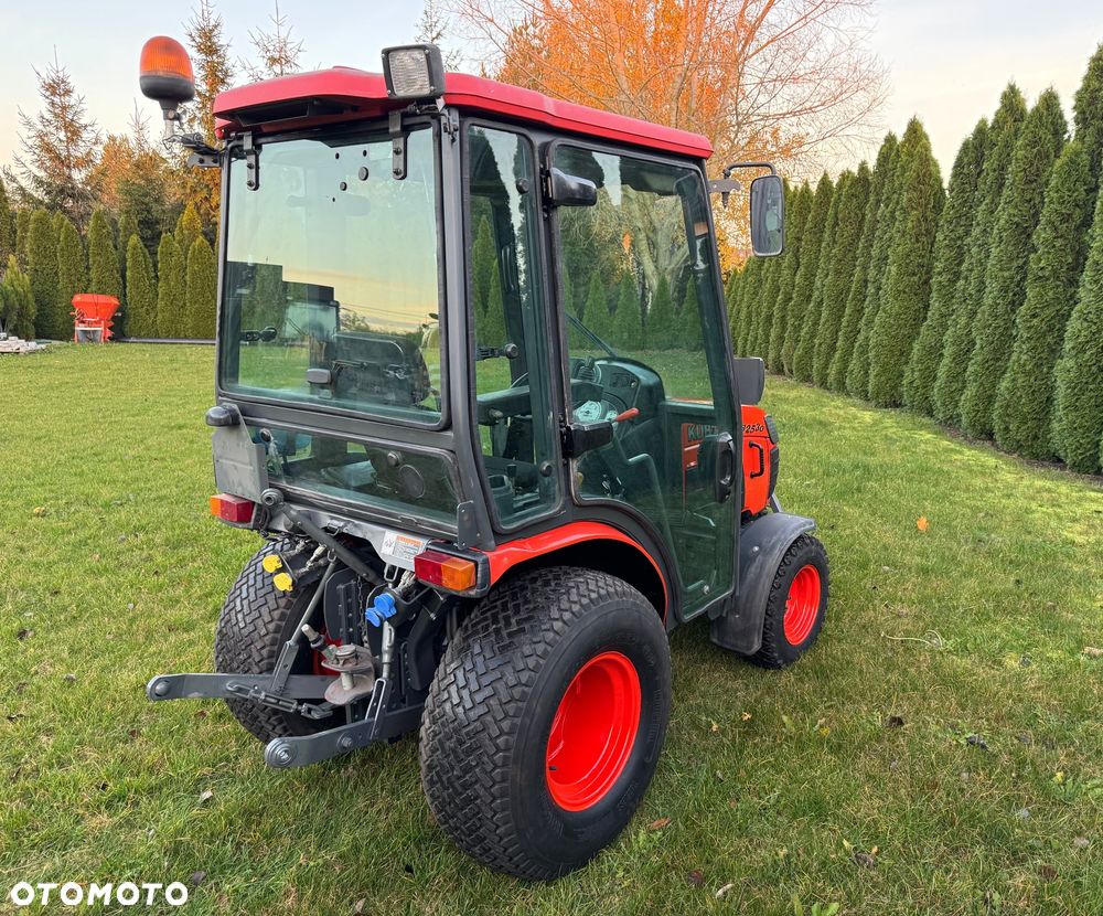 Kubota B2530 - 3