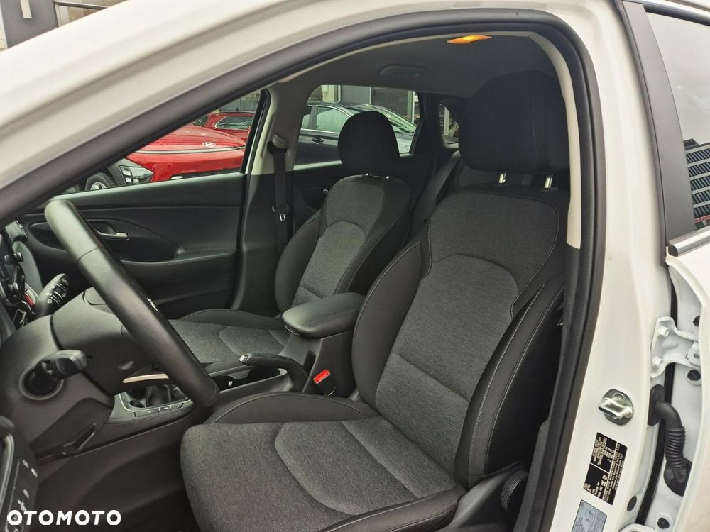 Hyundai i30 1.0 T-GDI Smart - 12