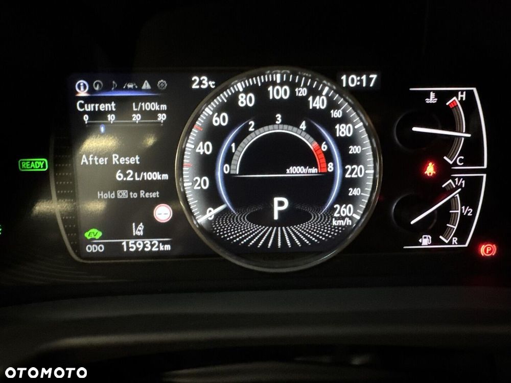 Lexus ES 300h Business Edition - 19