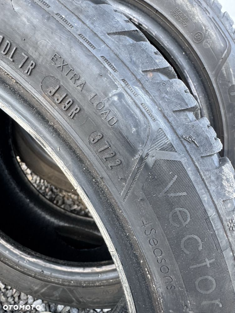 Opony wielosezonowe 225/45/17 Goodyear 4 sztuki 22r - 8