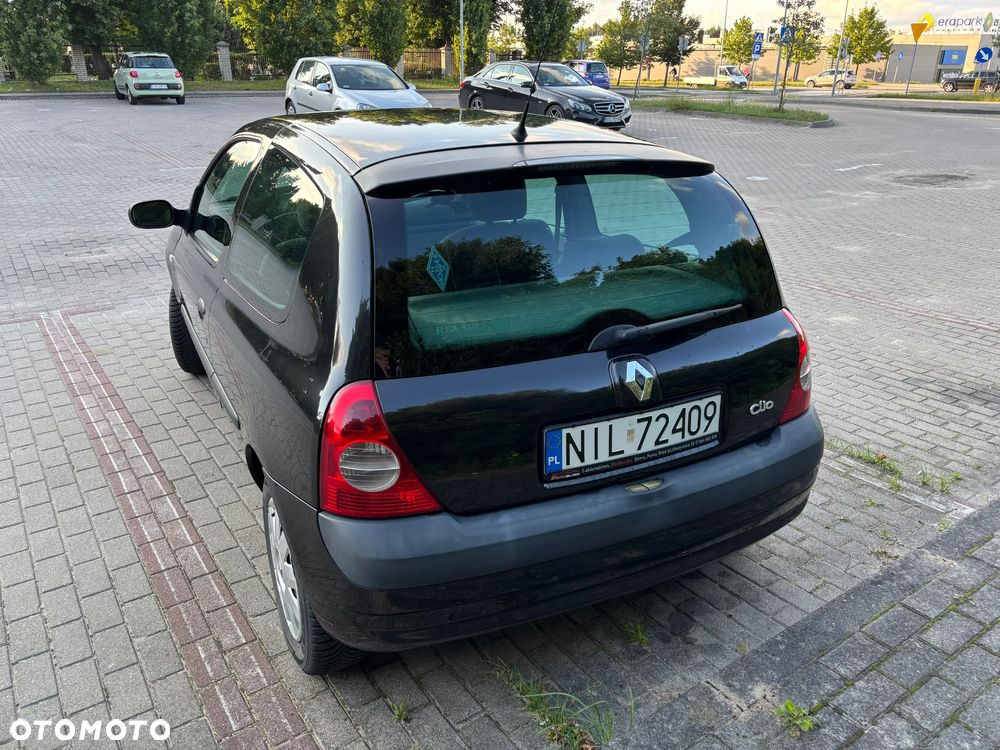 Renault Clio - 16