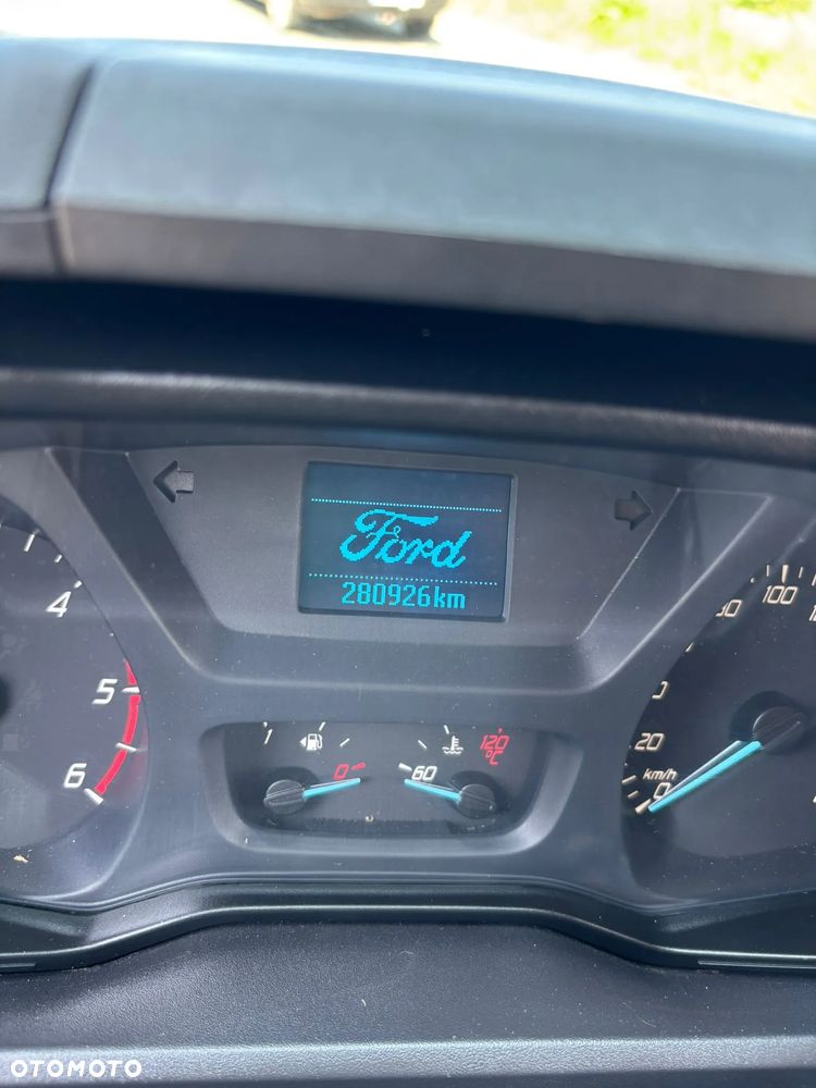 Ford Transit Custom - 11