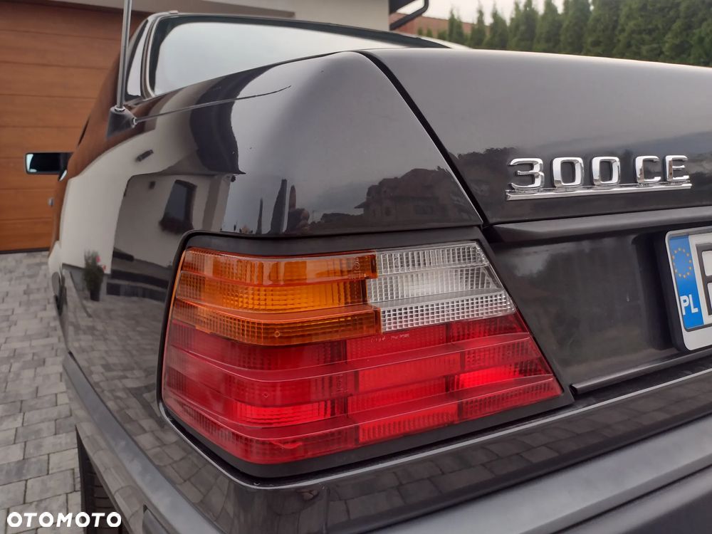 Mercedes-Benz W124 (1984-1993) - 1
