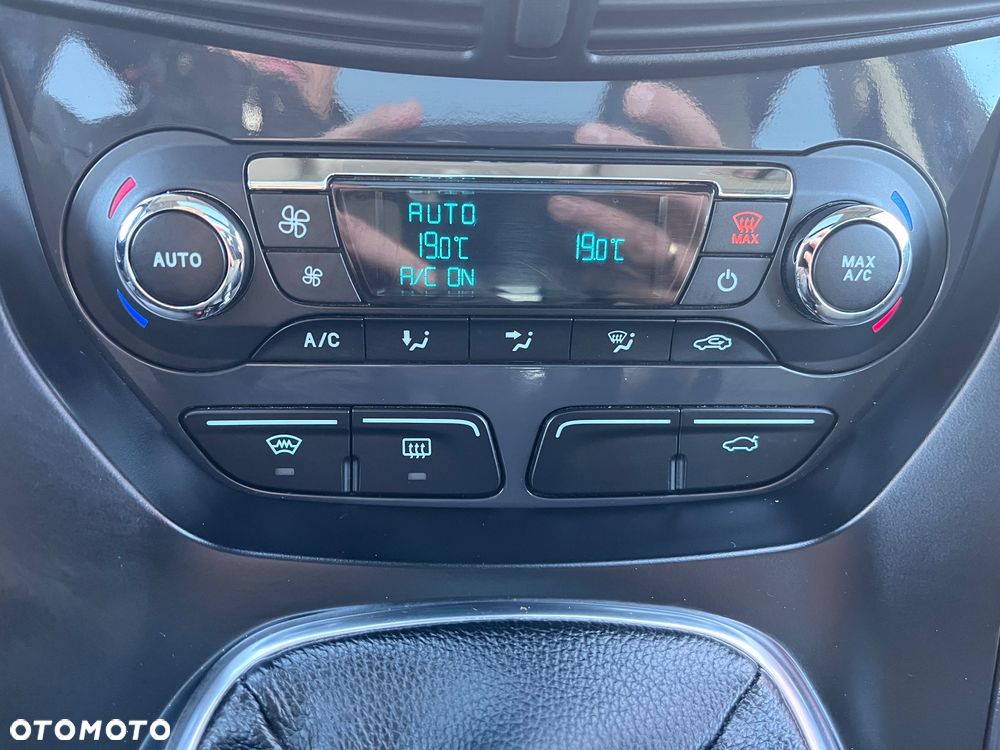 Ford Kuga 2.0 TDCi 4WD Titanium Plus - 12