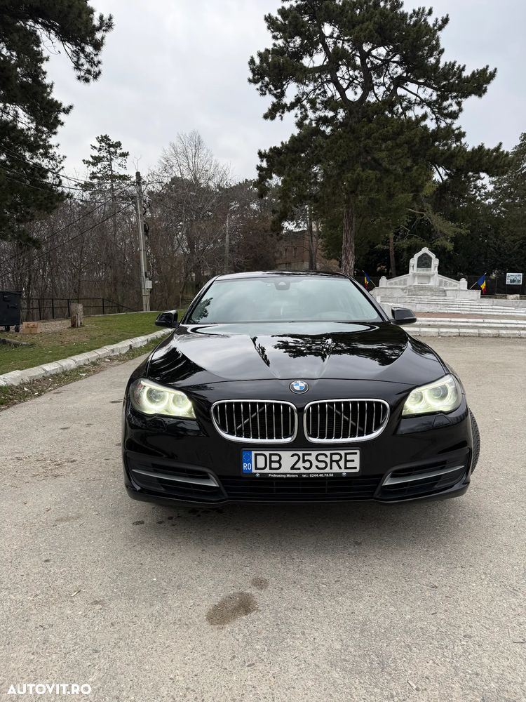 BMW Seria 5 530d xDrive AT - 2