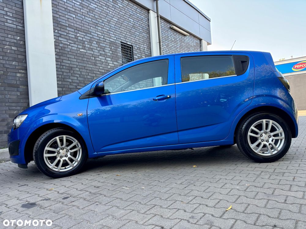 Chevrolet Aveo 1.6 LTZ S/S - 15