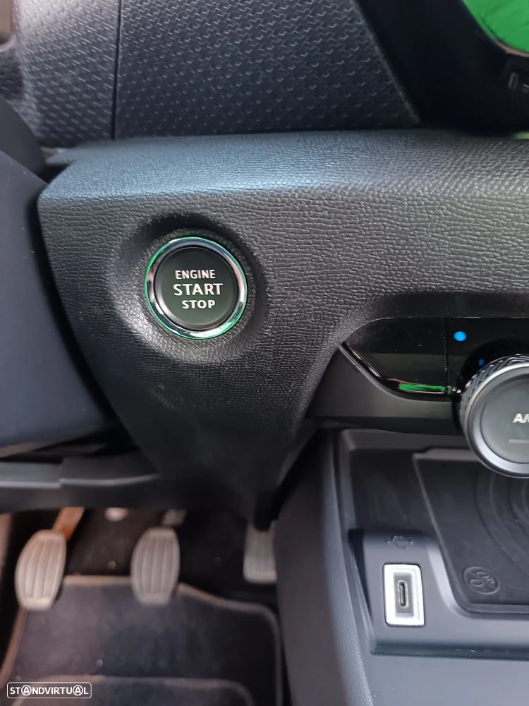 Citroën C4 PureTech 130 Stop&Start SHINE - 14