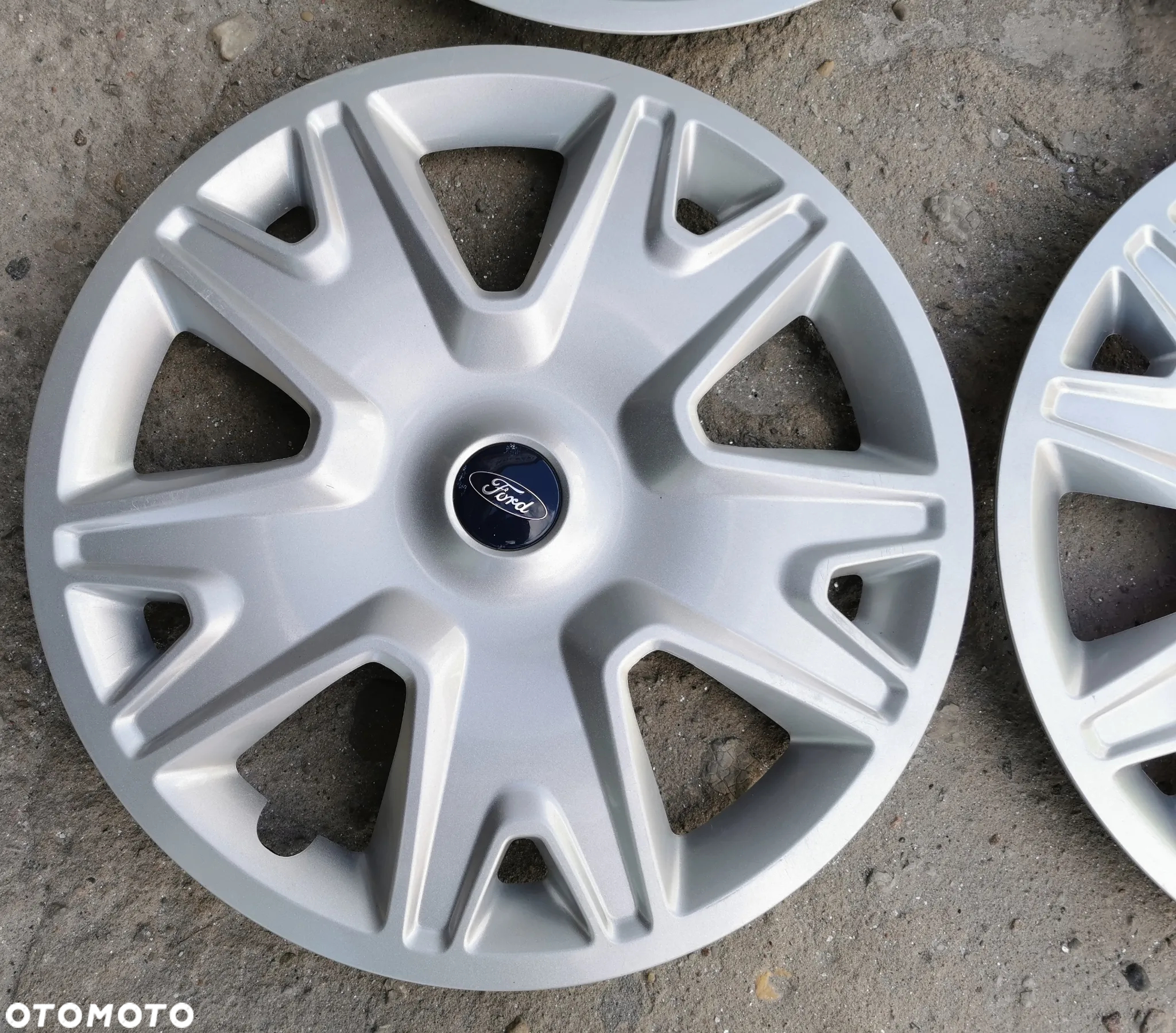 Ford Kuga II mk2 Kołpaki 17" KOMPLET - 3