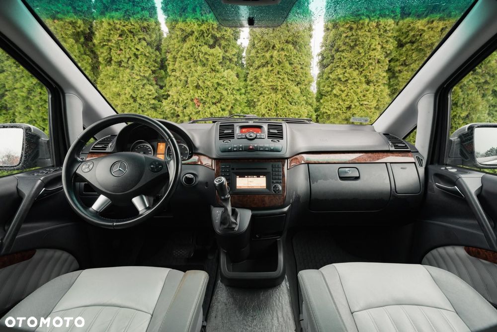 Mercedes-Benz Viano - 10