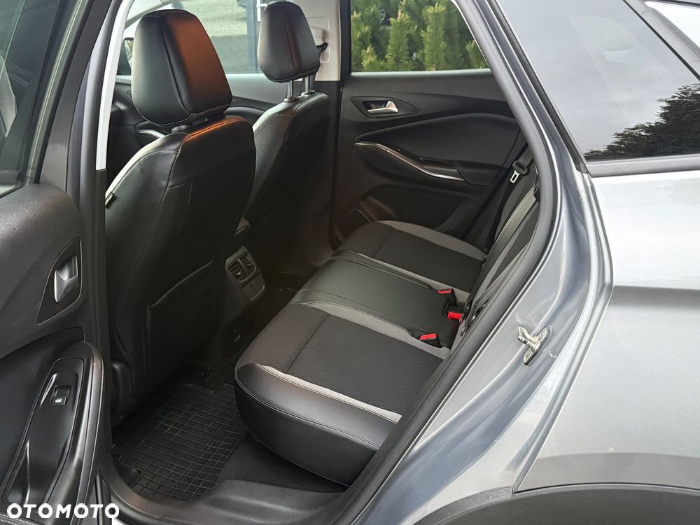Opel Grandland X - 11