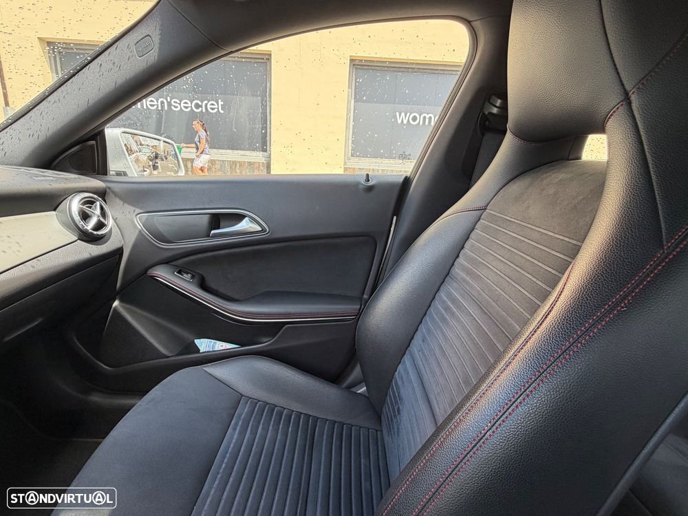 Mercedes-Benz CLA 220 - 12