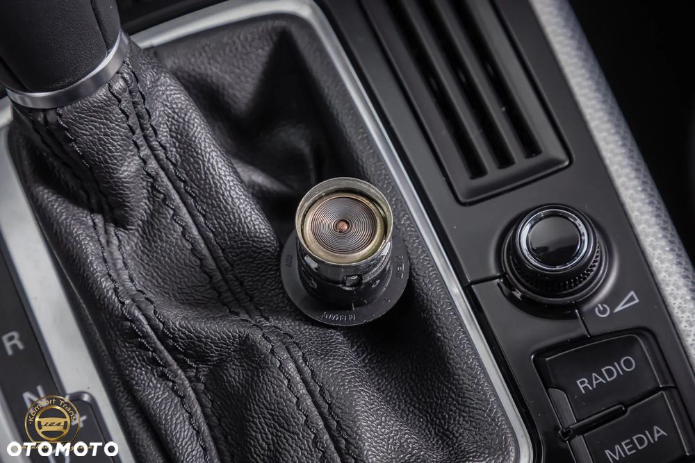 Audi A4 Avant 2.0 TDI DPF multitronic S line Sportpaket - 28