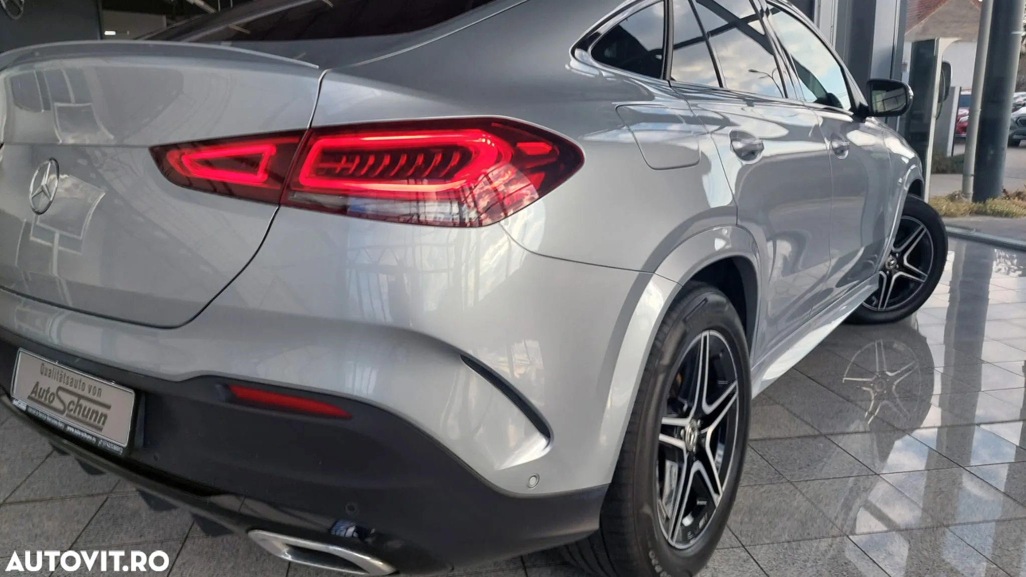 Mercedes-Benz GLE 400 d 4Matic 9G-TRONIC AMG Line - 17