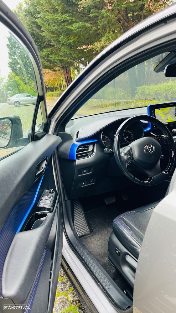 Toyota C-HR - 12