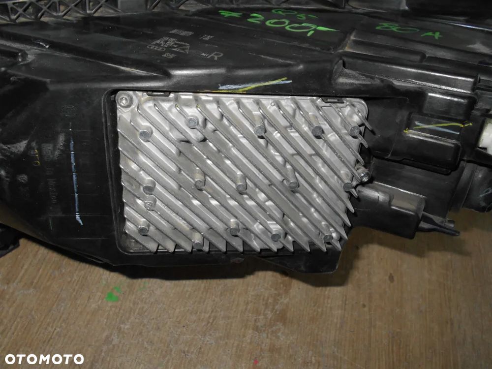 AUDI Q5 80A LAMPA PRAWY PRZÓD EUROPA 80A941036E - 5