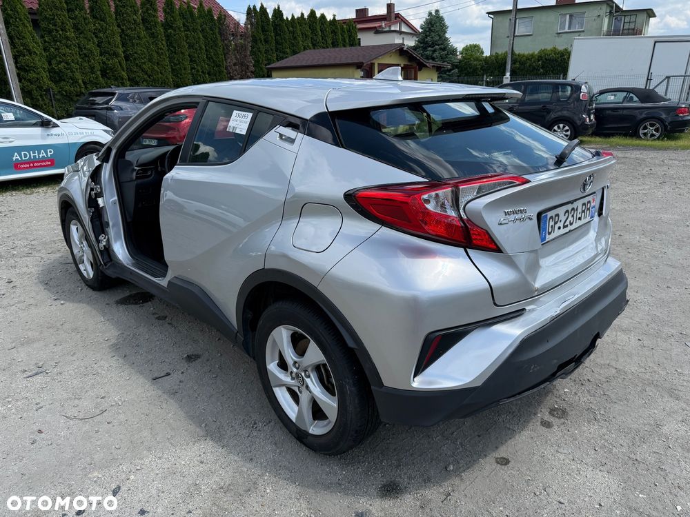 Toyota C-HR - 4